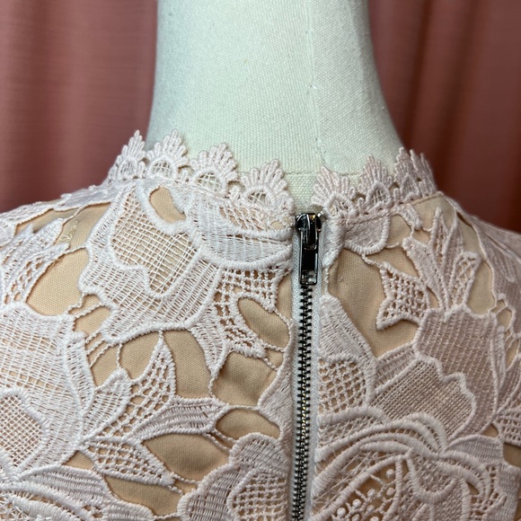 Just Me lace tiered dress | S - Picture 4 of 8